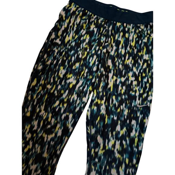 EUC Nike colorful capris red pink colorful sz S activewear yoga gym workout - Picture 2 of 6